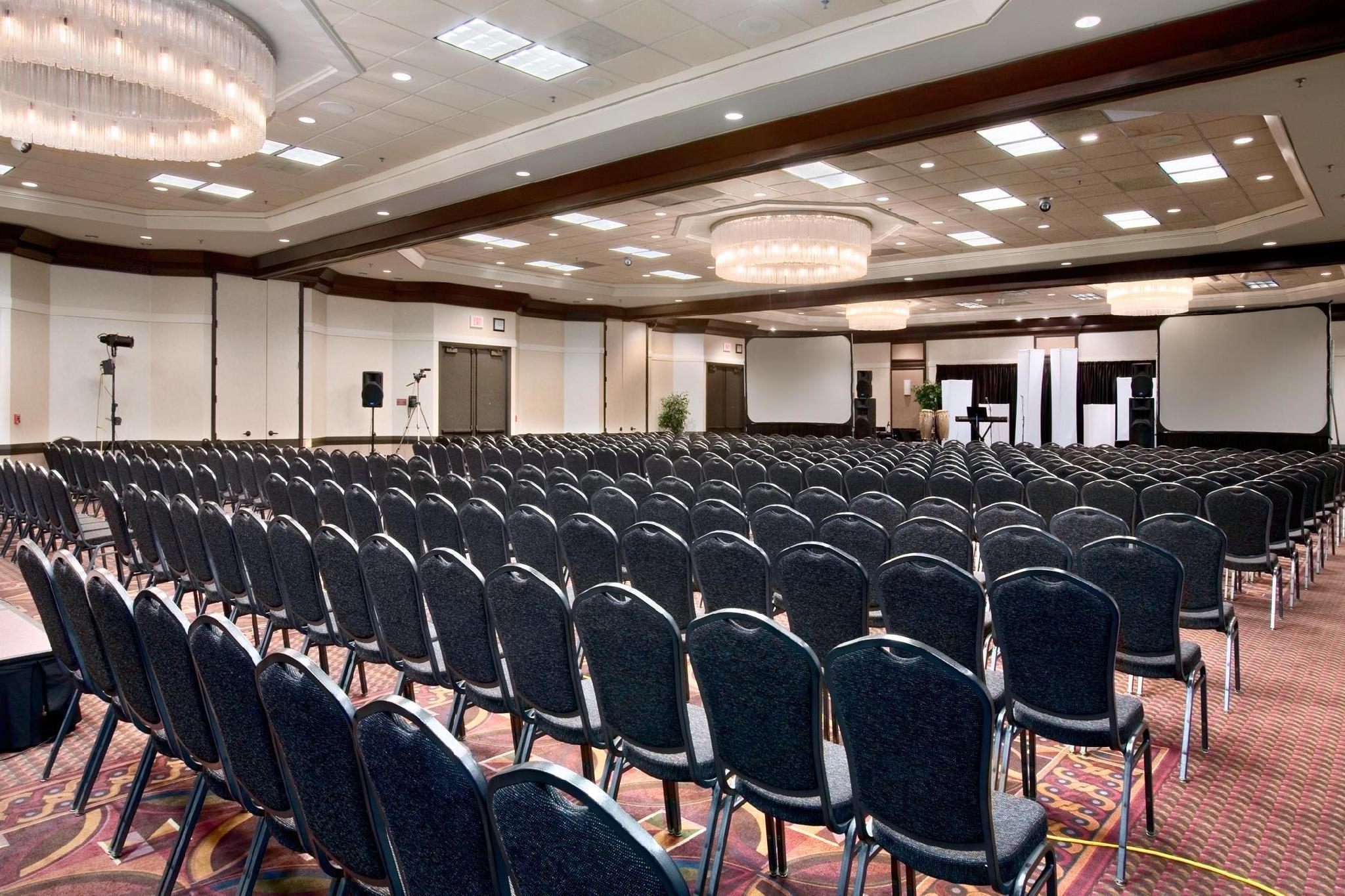 Doubletree By Hilton Wichita Airport Hotel Afaceri foto
