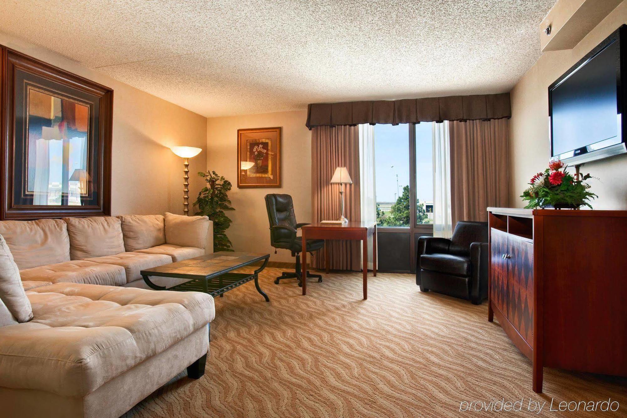 Doubletree By Hilton Wichita Airport Hotel Cameră foto