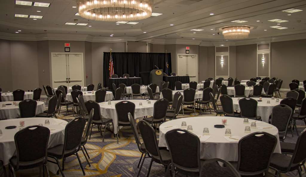 Doubletree By Hilton Wichita Airport Hotel Restaurant foto